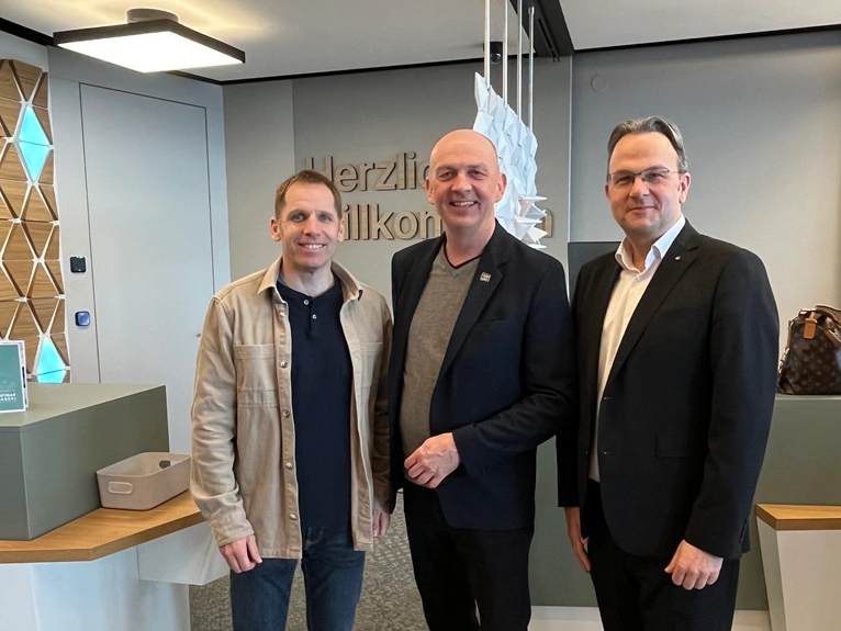 250410 Sparkasse-Filiale Mühlbach Projektleiter KWI-766x575.
